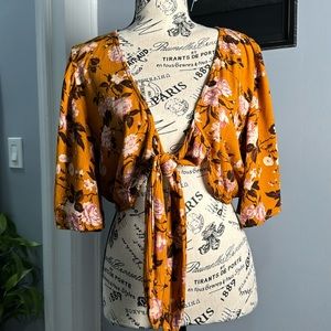 American Eagle Orange/Brown Floral Front Open Tie Top S